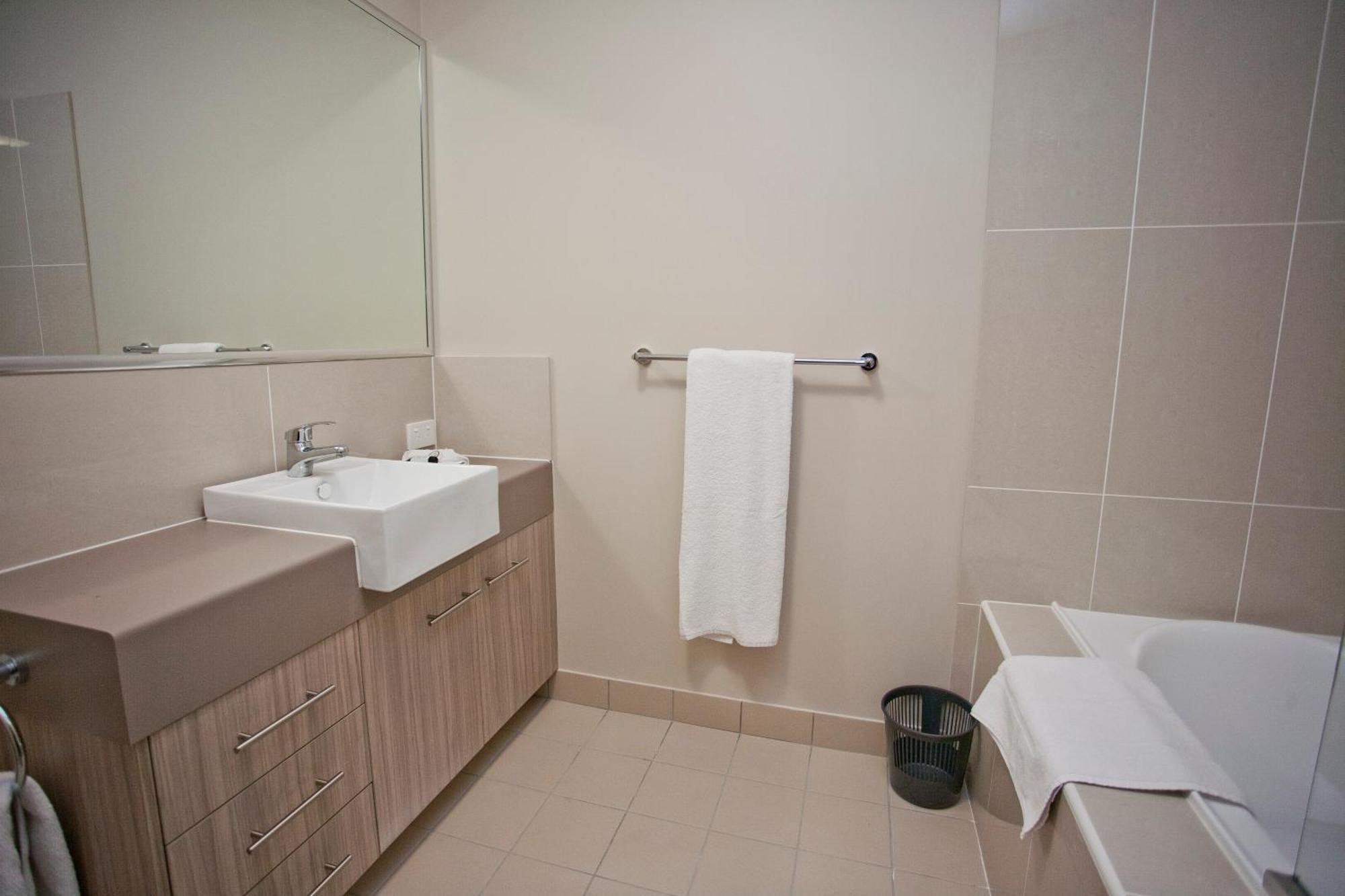 Stonewood Villas Чинчилла Экстерьер фото
